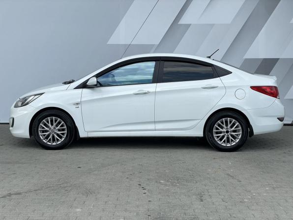 Hyundai Solaris I с пробегом 2014 года, цена 1 068 000 рублей, 137889 км, седан, Автокод Объявления