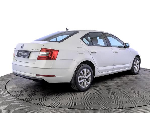 Skoda Octavia III (A7) Рестайлинг с пробегом 2019 года, цена 1 280 000 рублей, 182798 км, лифтбек, Автокод Объявления