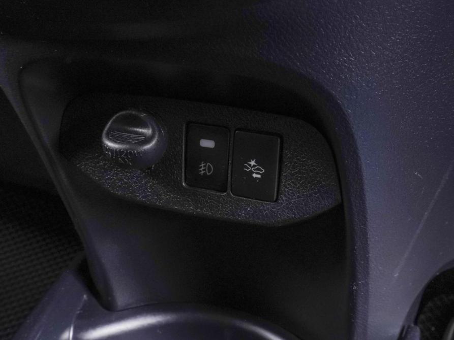 Toyota Vitz III (XP130) Рестайлинг 2 Ростов-на-Дону  - изображение 14