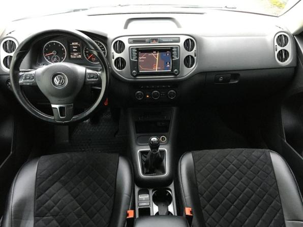 Volkswagen Tiguan I Рестайлинг с пробегом 2015 года, цена 1 079 000 рублей, 175104 км, внедорожник, Автокод Объявления