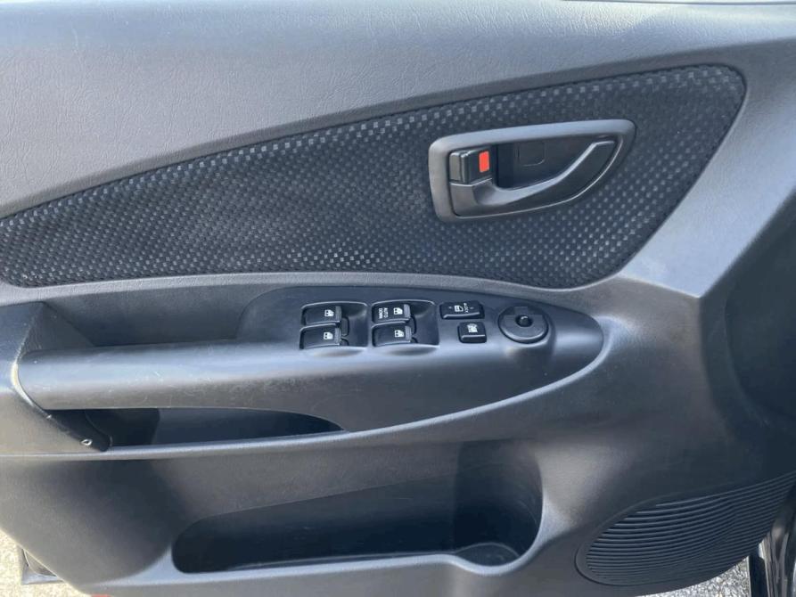 Hyundai Tucson I Тверь  - изображение 14