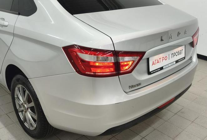 Lada (ВАЗ) Vesta I с пробегом 2019 года, цена 940 000 рублей, 182399 км, седан, Автокод Объявления