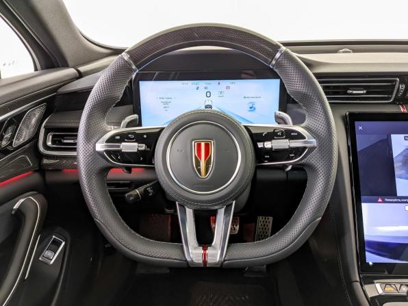 Hongqi H6 с пробегом 2025 года, цена 3 500 000 рублей, 2877 км, лифтбек, Автокод Объявления