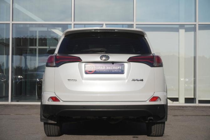 Toyota RAV4 IV (XA40) Рестайлинг с пробегом 2018 года, цена 2 692 000 рублей, 68363 км, внедорожник, Автокод Объявления