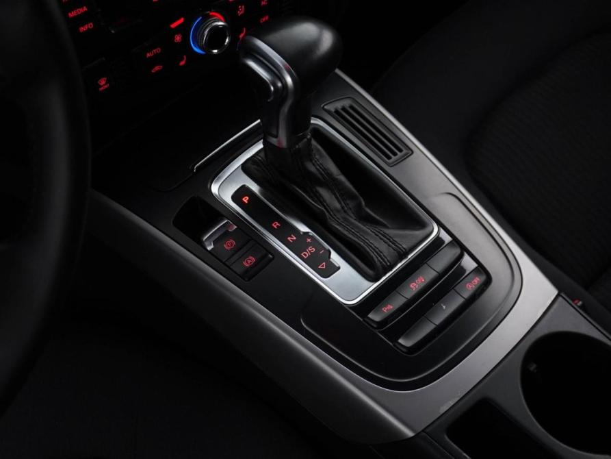 Audi A4 IV (B8) Рестайлинг Москва  - изображение 17