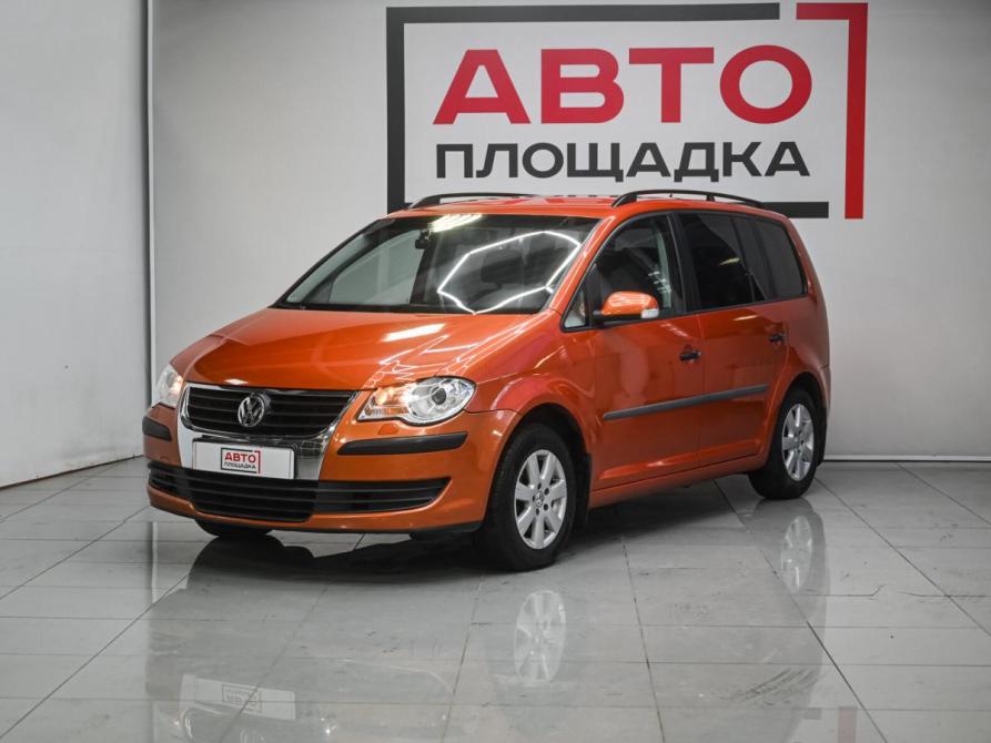 Volkswagen Touran I Рестайлинг Челябинск  - изображение 1