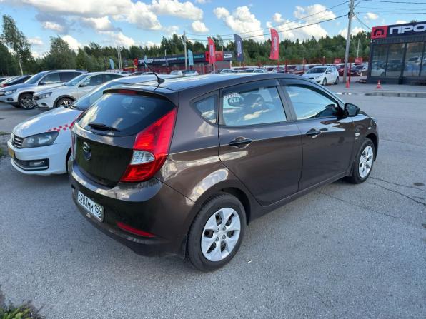 Hyundai Solaris I Рестайлинг с пробегом 2016 года, цена 897 000 рублей, 141000 км, хэтчбек, Автокод Объявления
