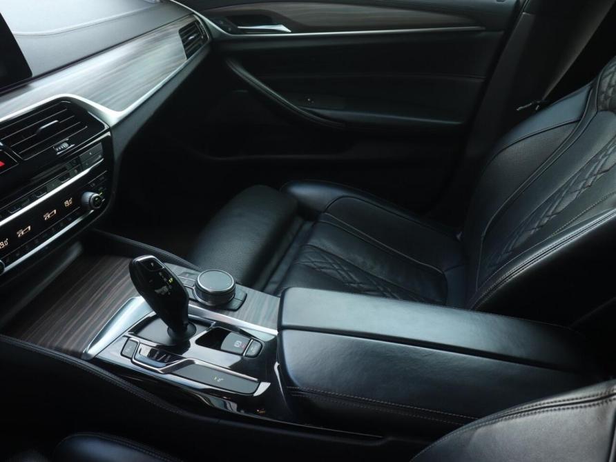 BMW 5 серии VII (G30/G31/G38) Казань  - изображение 14