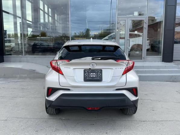 Toyota C-HR I Рестайлинг с пробегом 2021 года, цена 2 750 000 рублей, 31427 км, внедорожник, Автокод Объявления