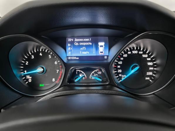 Ford Focus III Рестайлинг с пробегом 2015 года, цена 1 048 000 рублей, 61000 км, универсал, Автокод Объявления