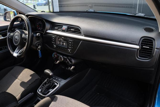 Kia Rio IV с пробегом 2018 года, цена 1 650 000 рублей, 72479 км, хэтчбек, Автокод Объявления