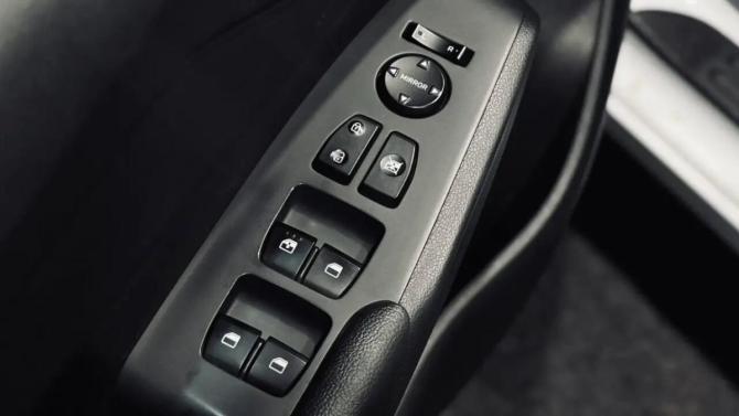 Hyundai Solaris II Рестайлинг с пробегом 2021 года, цена 1 549 000 рублей, 104292 км, седан, Автокод Объявления