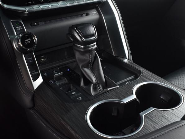 Toyota Land Cruiser 300 Series с пробегом 2022 года, цена 11 499 995 рублей, 69998 км, внедорожник, Автокод Объявления