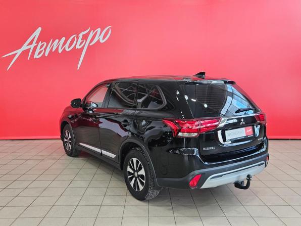 Mitsubishi Outlander III Рестайлинг 3 с пробегом 2019 года, цена 2 235 000 рублей, 93605 км, внедорожник, Автокод Объявления