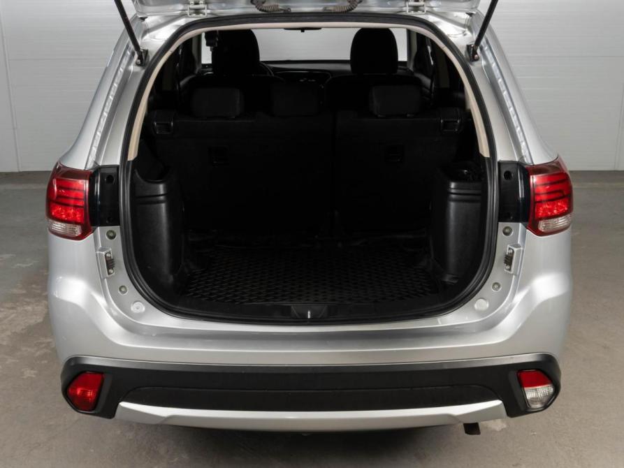 Mitsubishi Outlander III Рестайлинг 2 Ставрополь  - изображение 21