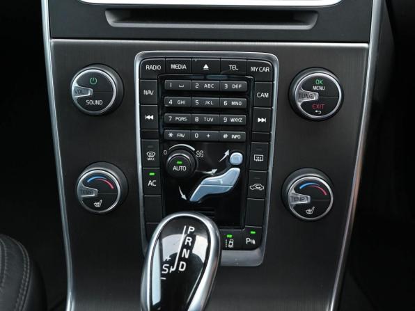 Volvo V60 I Рестайлинг с пробегом 2013 года, цена 1 339 000 рублей, 120094 км, универсал, Автокод Объявления
