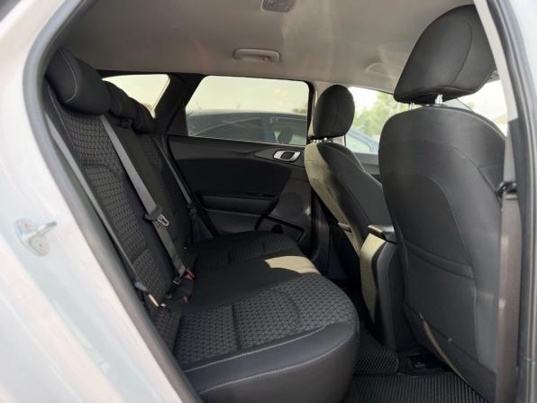 Kia Ceed III с пробегом 2019 года, цена 1 580 000 рублей, 98100 км, универсал, Автокод Объявления