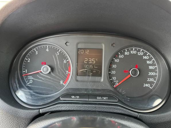 Volkswagen Polo V Рестайлинг с пробегом 2018 года, цена 1 270 000 рублей, 130350 км, седан, Автокод Объявления