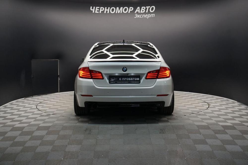 BMW 5 серии VI (F10/F11/F07) Рестайлинг Крым  - изображение 4