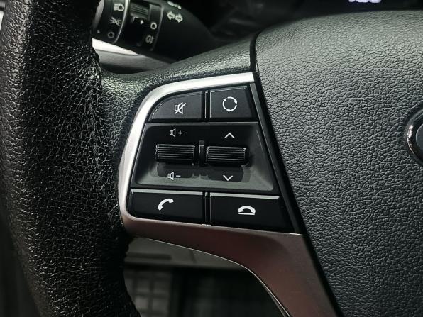Hyundai Solaris II Рестайлинг с пробегом 2020 года, цена 1 500 000 рублей, 37000 км, седан, Автокод Объявления