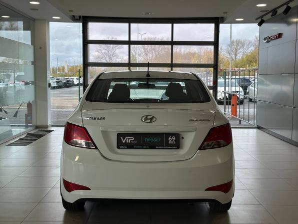 Hyundai Solaris I Рестайлинг с пробегом 2014 года, цена 897 000 рублей, 111597 км, седан, Автокод Объявления