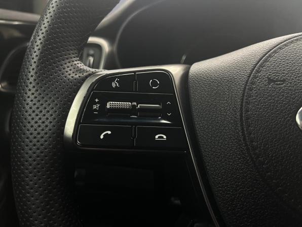 Kia Sorento III Prime Рестайлинг с пробегом 2018 года, цена 2 100 000 рублей, 252895 км, внедорожник, Автокод Объявления
