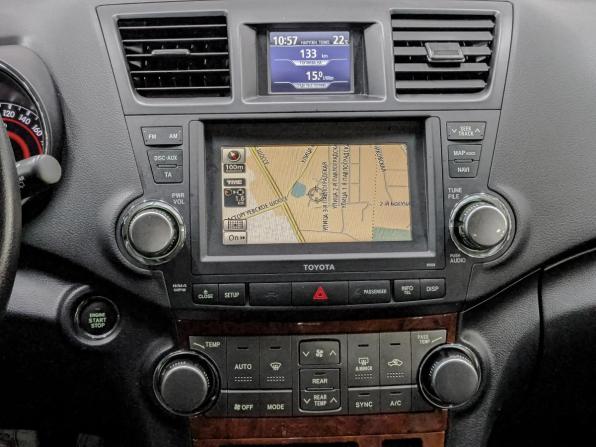 Toyota Highlander II (XU40) Рестайлинг с пробегом 2012 года, цена 2 750 000 рублей, 76643 км, внедорожник, Автокод Объявления