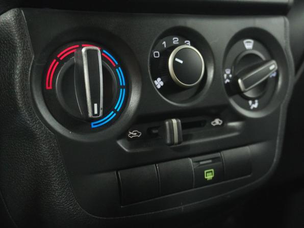 Lada (ВАЗ) Granta I Рестайлинг с пробегом 2018 года, цена 639 000 рублей, 61470 км, лифтбек, Автокод Объявления