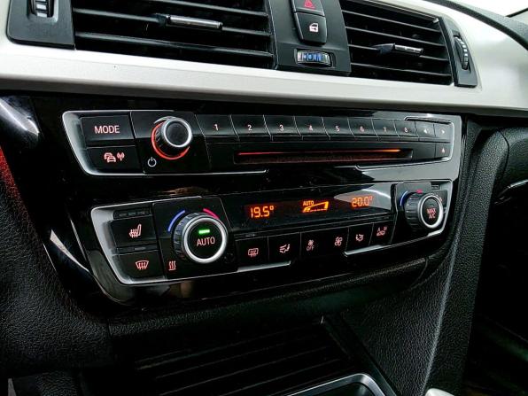 BMW 3 серии VI (F3x) Рестайлинг с пробегом 2015 года, цена 1 630 000 рублей, 224380 км, седан, Автокод Объявления