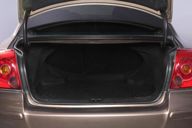 Toyota Avensis II с пробегом 2004 года, цена 649 000 рублей, 345000 км, седан, Автокод Объявления