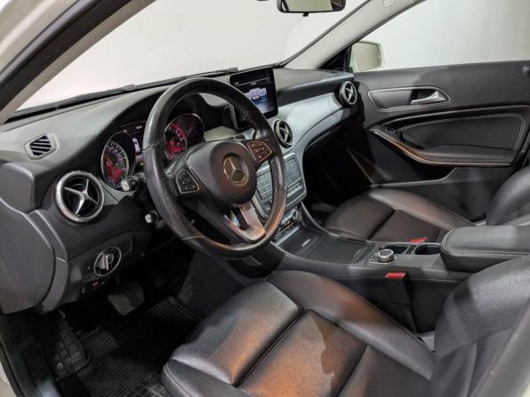Mercedes-Benz GLA I (X156) с пробегом 2017 года, цена 1 700 000 рублей, 269218 км, внедорожник, Автокод Объявления
