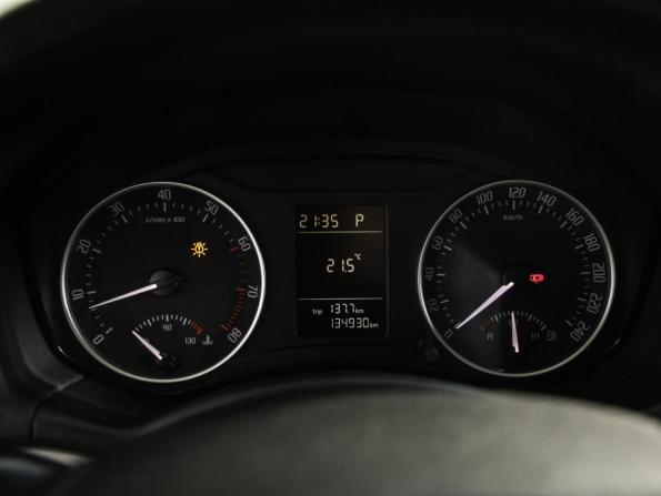 Skoda Octavia II (A5) Рестайлинг с пробегом 2012 года, цена 649 000 рублей, 134929 км, лифтбек, Автокод Объявления