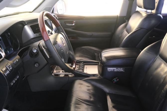 Lexus LX III Рестайлинг с пробегом 2013 года, цена 4 599 000 рублей, 227000 км, внедорожник, Автокод Объявления