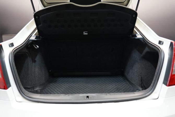 Skoda Octavia II (A5) Рестайлинг с пробегом 2011 года, цена 1 070 000 рублей, 150000 км, лифтбек, Автокод Объявления