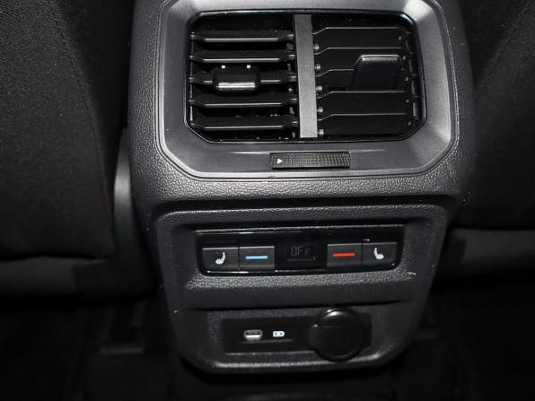 Volkswagen Tiguan II Рестайлинг с пробегом 2021 года, цена 2 884 000 рублей, 139000 км, внедорожник, Автокод Объявления