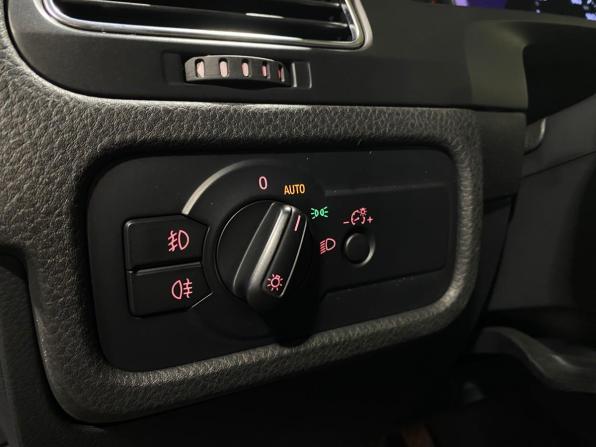 Volkswagen Touareg II с пробегом 2011 года, цена 1 950 000 рублей, 242907 км, внедорожник, Автокод Объявления