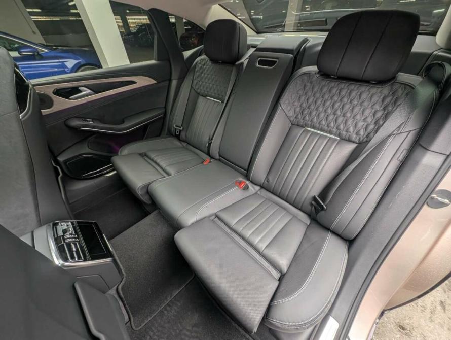 Hongqi H9 I Москва  - изображение 8