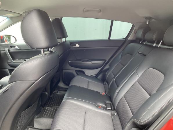 Kia Sportage IV с пробегом 2018 года, цена 2 000 000 рублей, 76472 км, внедорожник, Автокод Объявления