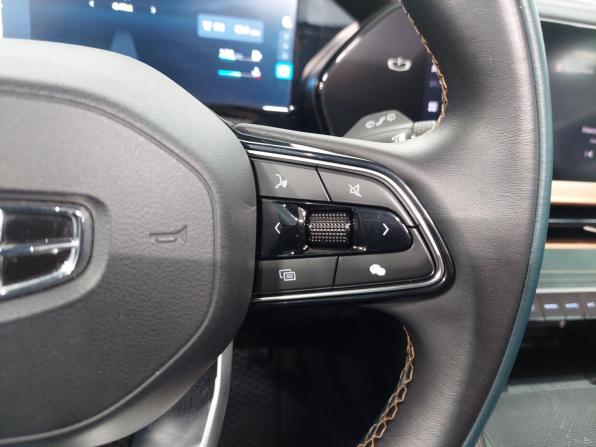 Geely Monjaro I с пробегом 2023 года, цена 2 990 000 рублей, 68950 км, внедорожник, Автокод Объявления
