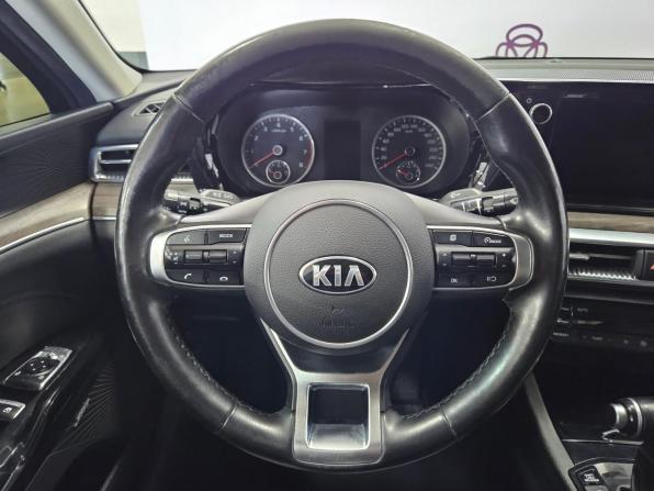 Kia K5 III с пробегом 2021 года, цена 2 065 000 рублей, 128631 км, седан, Автокод Объявления