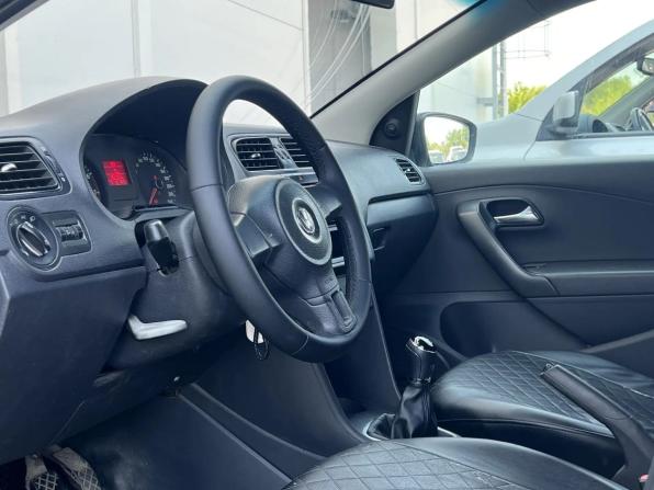 Volkswagen Polo V с пробегом 2013 года, цена 530 000 рублей, 147184 км, седан, Автокод Объявления