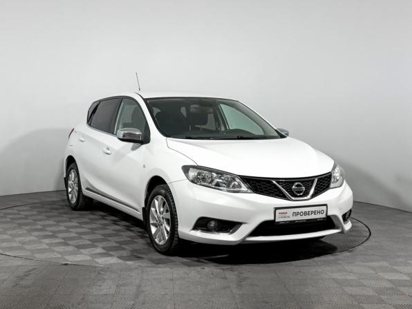 Nissan Tiida II с пробегом 2015 года, цена 1 100 000 рублей, 160151 км, хэтчбек, Автокод Объявления