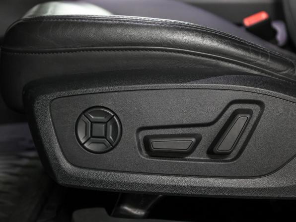 Audi A6 V (C8) с пробегом 2019 года, цена 3 999 000 рублей, 90584 км, седан, Автокод Объявления