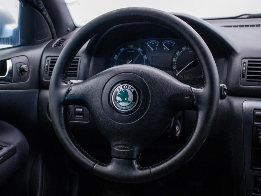 Skoda Octavia I (A4) Рестайлинг Москва  - изображение 16