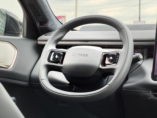 Lynk &amp; Co 900 с пробегом 2026 года, цена 7 990 000 рублей, 10 км, внедорожник, Автокод Объявления