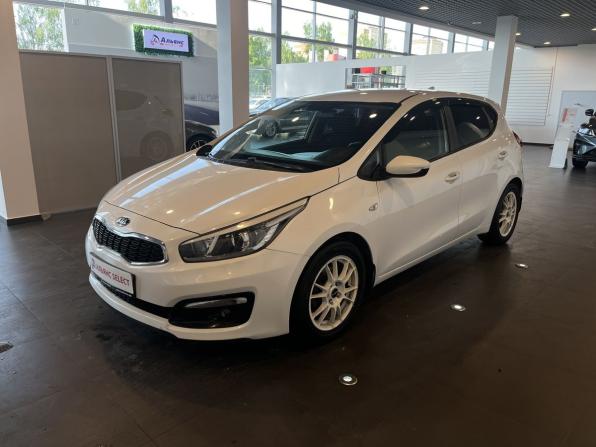 Kia Ceed II Рестайлинг с пробегом 2017 года, цена 1 522 000 рублей, 128206 км, хэтчбек, Автокод Объявления