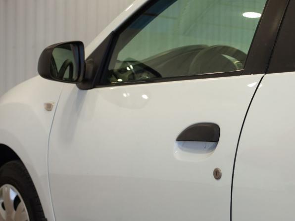 Renault Logan II с пробегом 2015 года, цена 570 000 рублей, 308129 км, седан, Автокод Объявления