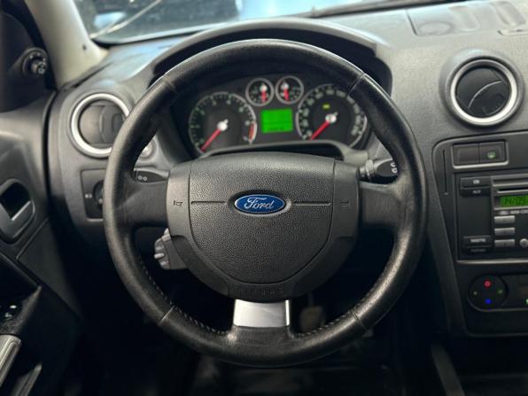 Ford Fusion I Рестайлинг с пробегом 2007 года, цена 480 000 рублей, 249422 км, хэтчбек, Автокод Объявления