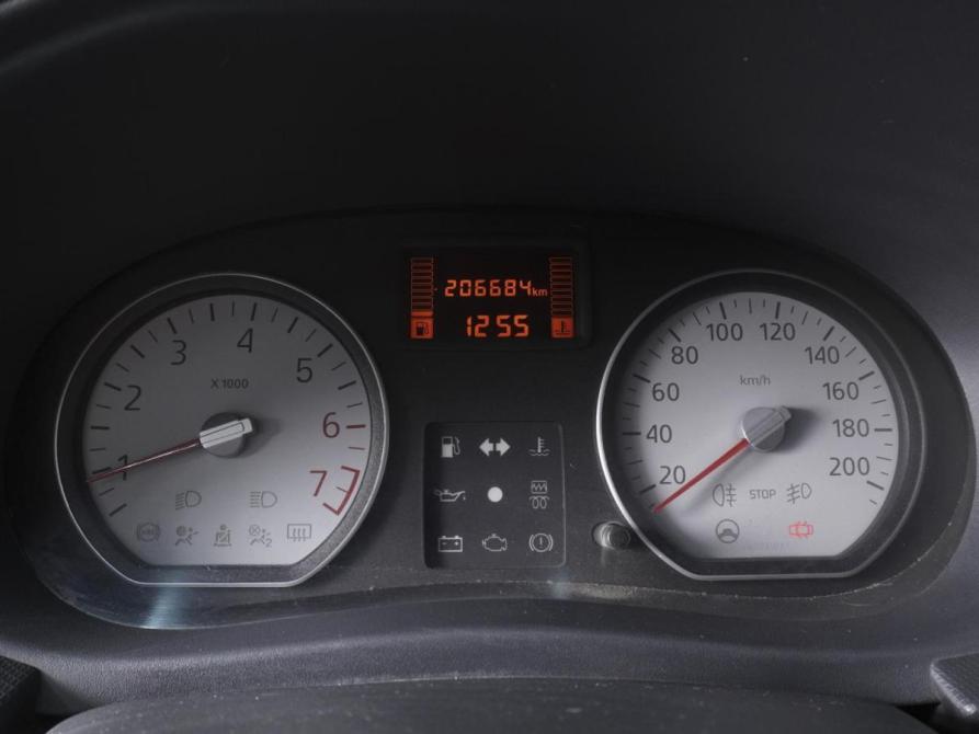 Renault Logan I Рестайлинг Ростов-на-Дону  - изображение 15