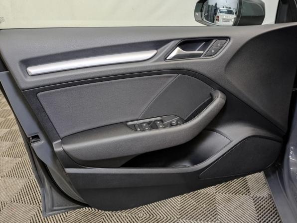 Audi A3 III (8V) Рестайлинг с пробегом 2019 года, цена 2 250 000 рублей, 97772 км, седан, Автокод Объявления